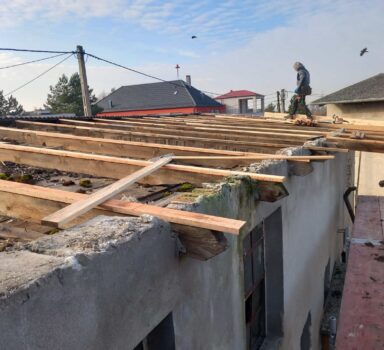 Montaż blachy trapezowej wraz z orynnowaniem