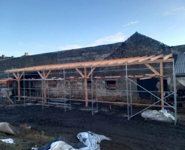 Wiata na maszyny rolnicze