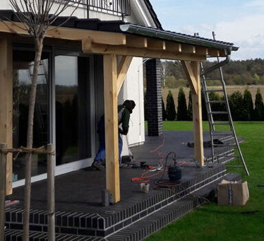 Kompletne zadaszenie tarasu u klienta w Karczowie.